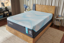 Load image into Gallery viewer, Tempur-Pedic - TEMPUR-Breeze® LuxeBreeze® Medium Hybrid Mattress (2023)